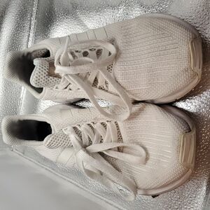 Adidas Running Shoes SZ 6.5